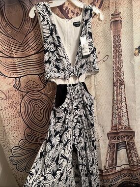 bebe Black & White Leaf-Print Cutout Maxi Dress-Skirt